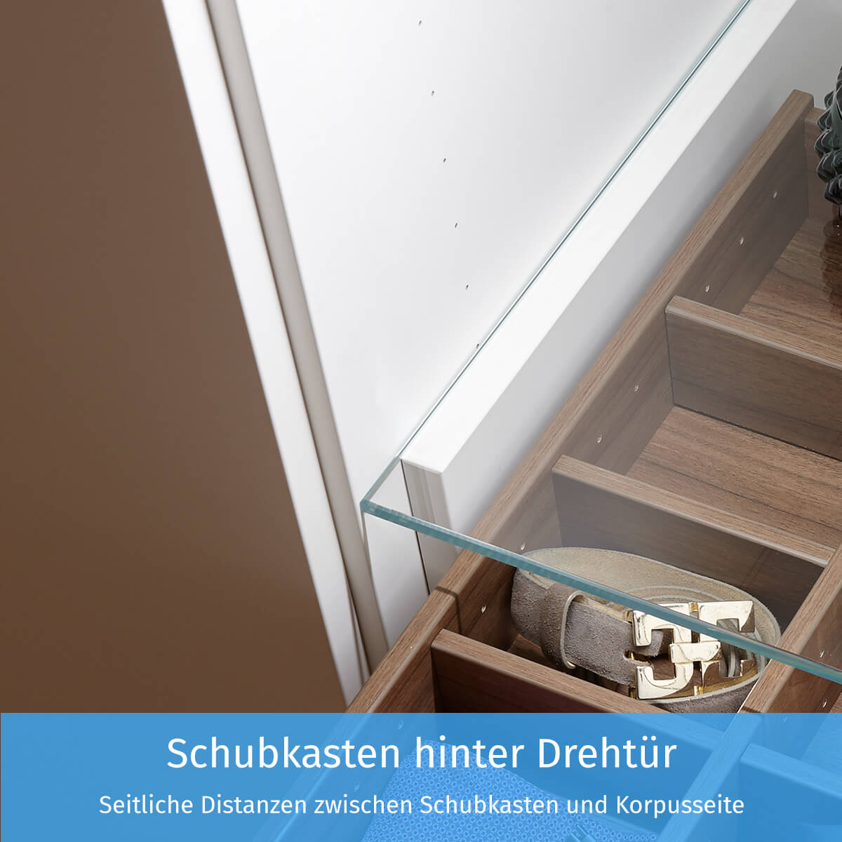 Schubkasten hinter Drehtür Schubkasten hinter Drehtür